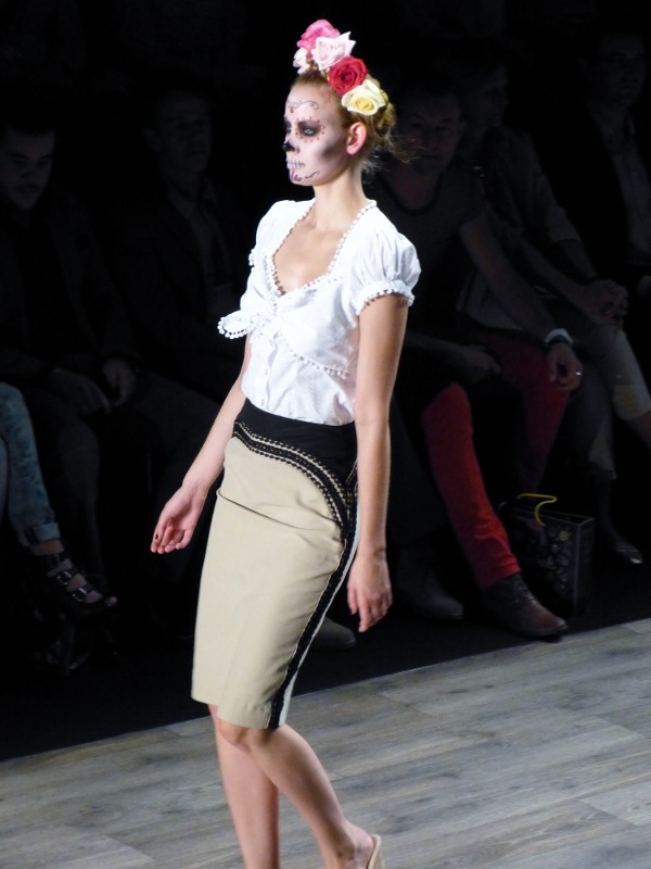 Model Lena Hoschek Spring/Sommer 2013 - Mercedes Benz Fashion Week