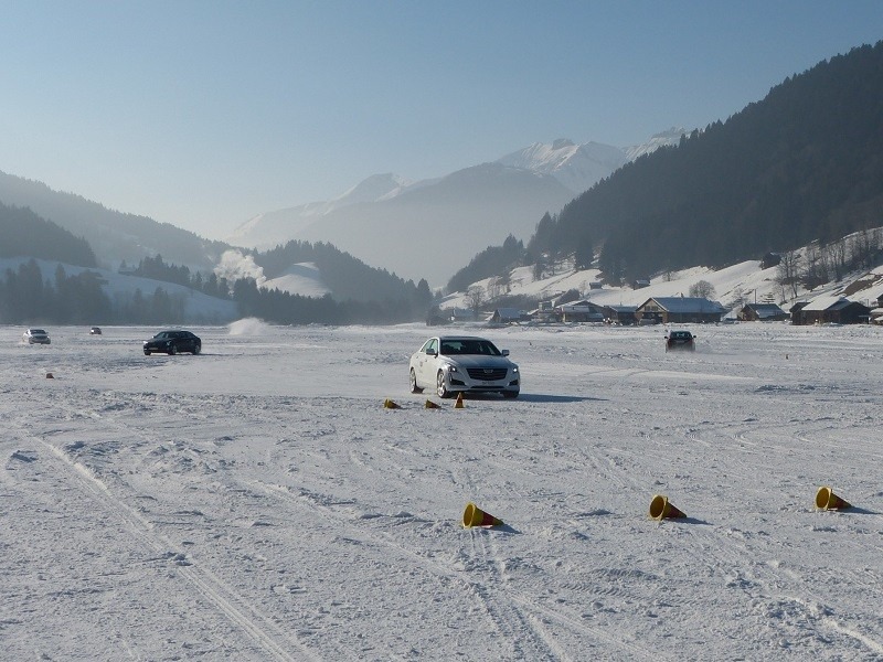 Cadillac Winterdrive Experience in Gstaad