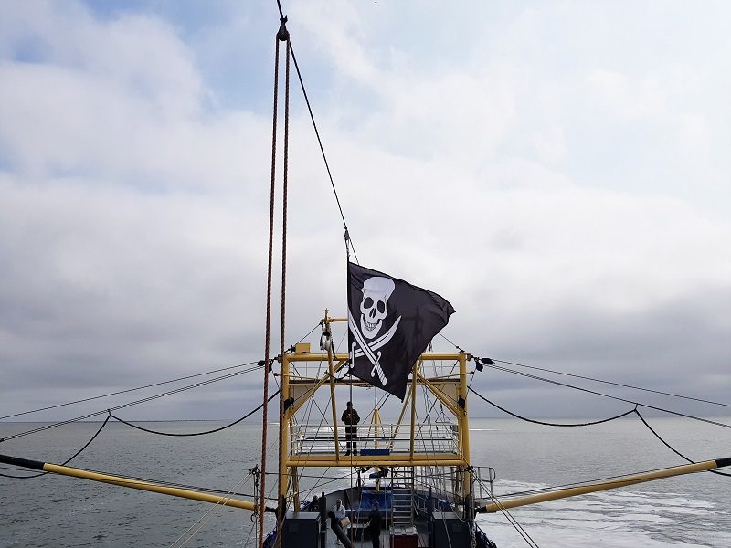 Piratenflagge auf der TX-10 bei Texel