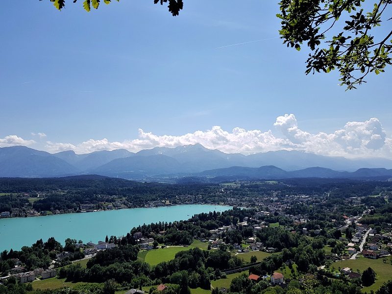 Slow Trail Römerschlucht in Kärnten mit Blick auf den Wörthersee