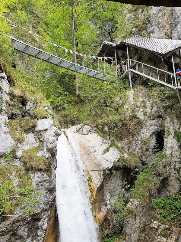 Brücke der Freundschaft in der Tscheppaschlucht - Panoramaweg Südalpen