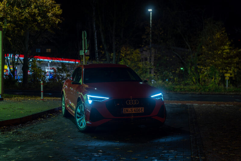 Audi e-tron S Sportback Beleuchtung Front