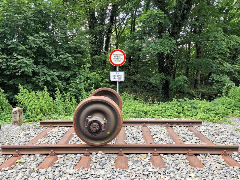 Auf der alten Bahnstrecke Finnentrop–Wennemen im Sauerland