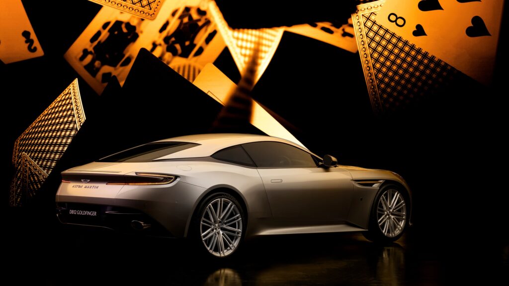 Aston Martin DB12 in der Goldfinger Edition