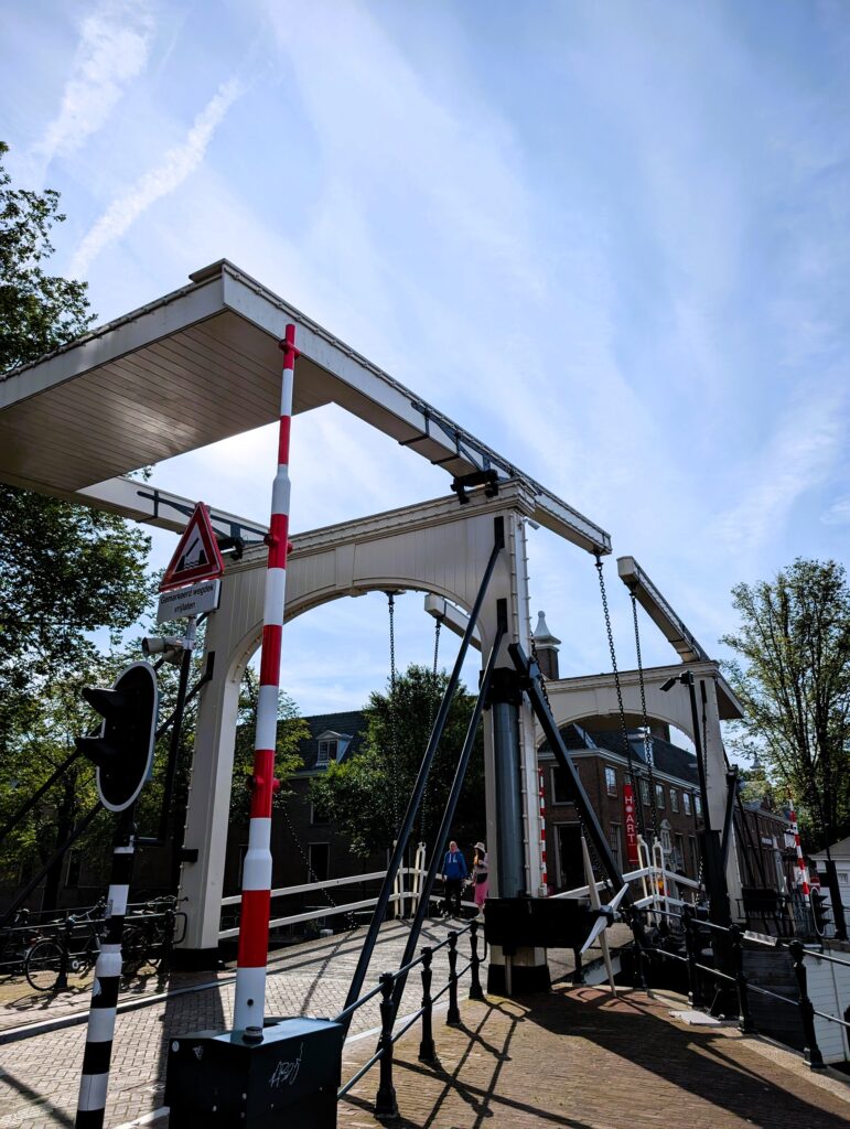 Walter-Süskind-Brug in Amsterdam