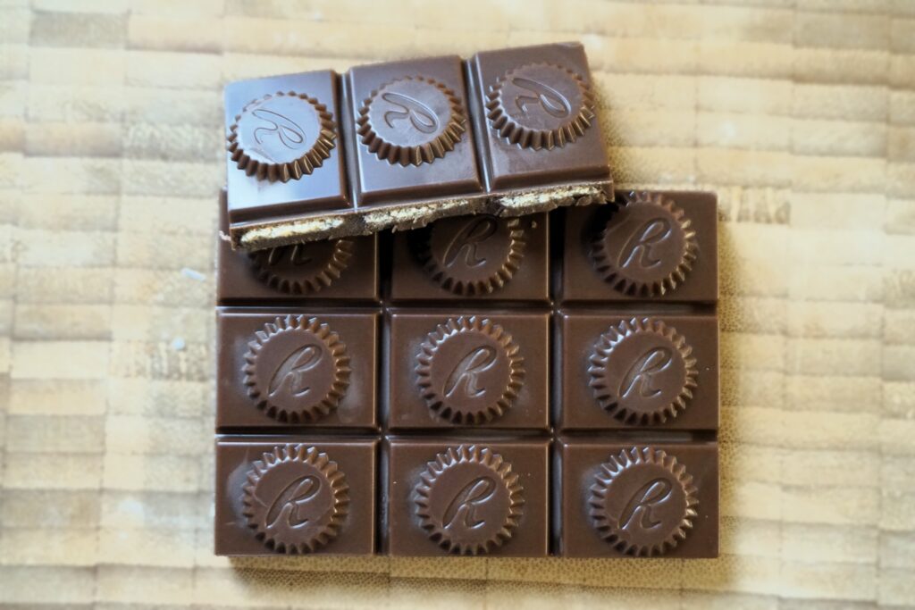 Die Reese's Peanut Butter Bar (black)