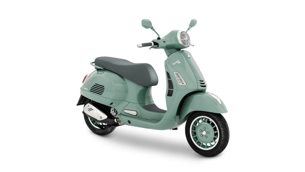Sondermodell der Vespa GTS 80th