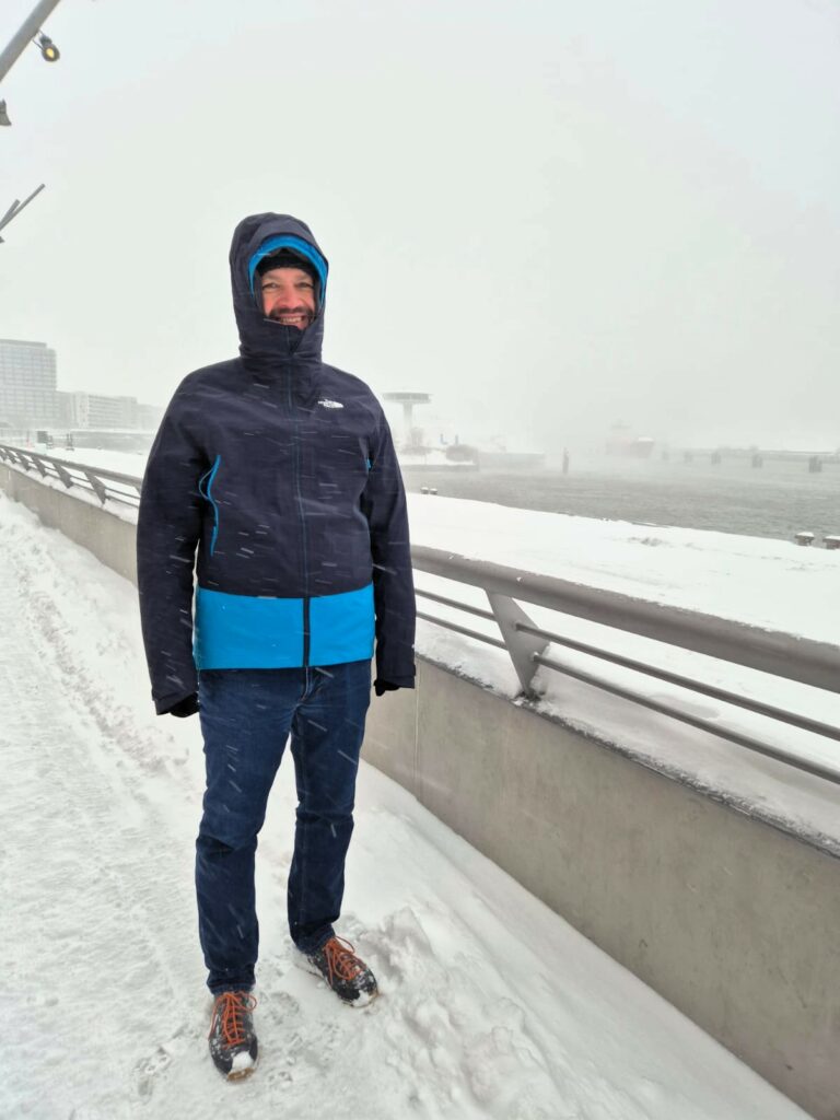 Schneetreiben in Hamburg