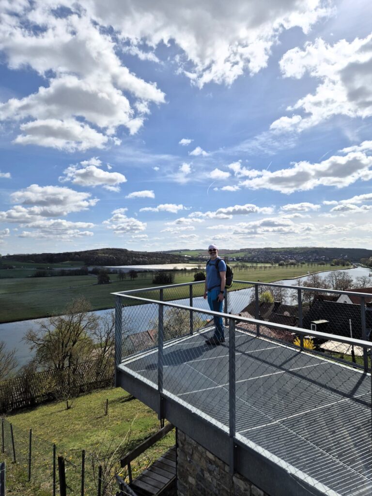 Aussichtsplattform über Wipfeld auf dem Panoramaweg rund um Wipfeld und Schwanfeld