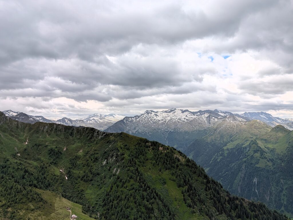 Ausblick auf dem Salzburger Almenweg
